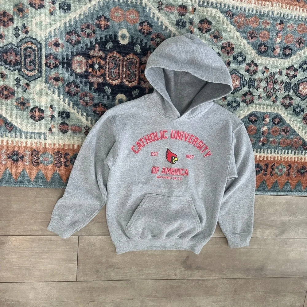 Catholic University Youth Graphic Hoodie Sweatshirt Size Small Gray